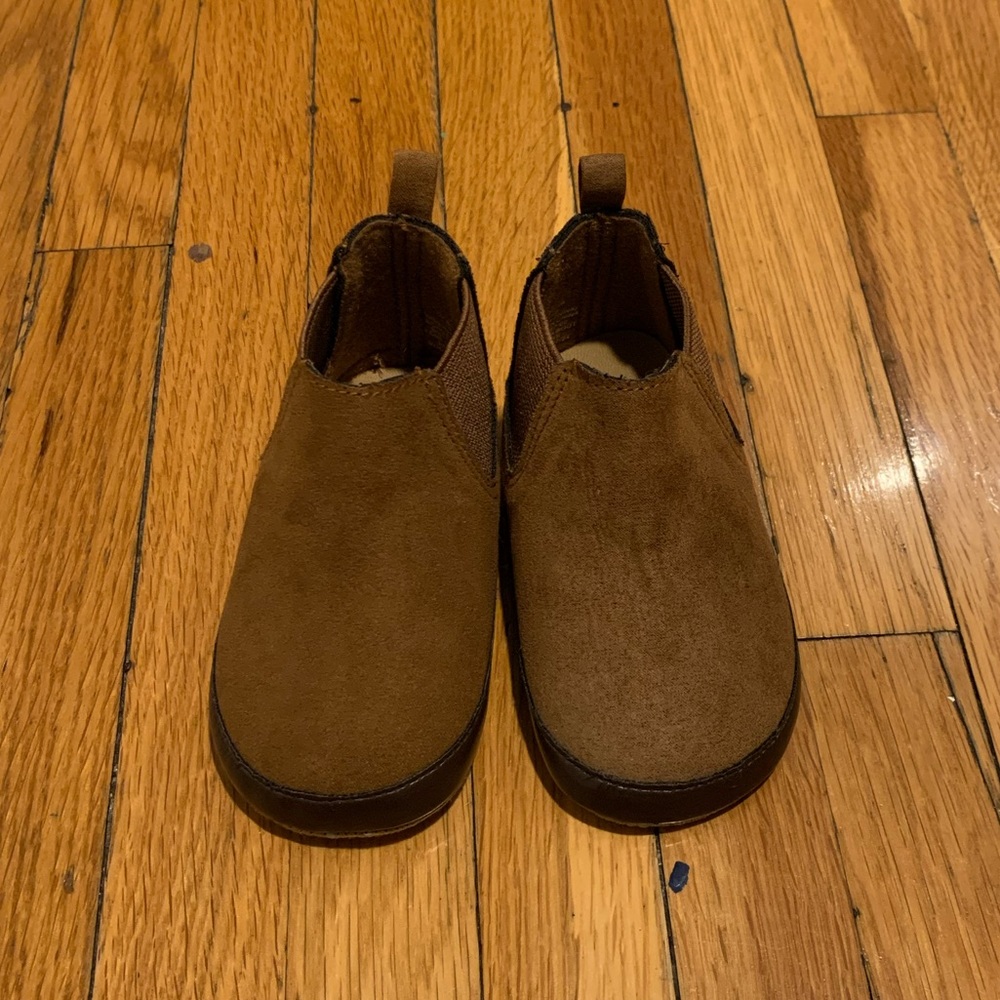 Old Navy Kids Tan Slip-On Chelsea Boots